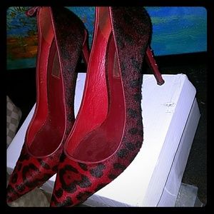 Pony hair Valentine pump